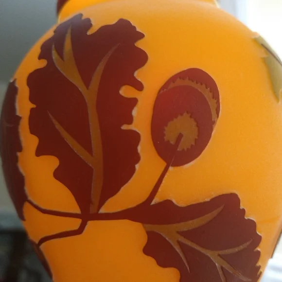 Vintage Chinese Peking Glass Vase